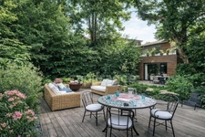 PRÉVESSIN-MOËNS – Ancienne forge du XIXᵉ transformée en loft – 187 m² – 3 chambres – Jardin