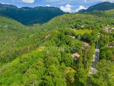 Dpt Ain (01), for sale near GEX house P6 of 197 m² - Land of 1300  