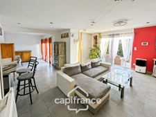 🏡 Maison de plain-pied 80 m² avec piscine sur terrain de 650 m² – Lavardac