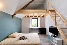 LONGÈRE DE CARACTÈRE RÉNOVÉE - 220m2 - BERRIC