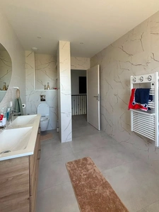 Maison contemporaine neuve à vendre (AHUY -159m² habitable - 650m² de terrain)
