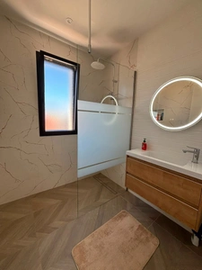 Maison contemporaine neuve à vendre (AHUY -159m² habitable - 650m² de terrain)