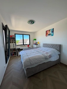 Maison contemporaine neuve à vendre (AHUY -159m² habitable - 650m² de terrain)