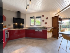 Maison 120 m² – 4 chambres – Séjour cathédrale – Piscine – Terrain 1 300 m²