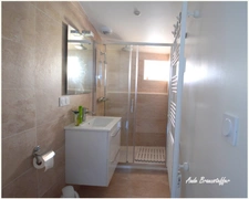 Maison entièrement rénovée à vendre 4 pièces SAINT CLEMENT DES BALEINES (17) à 200 m du centre
