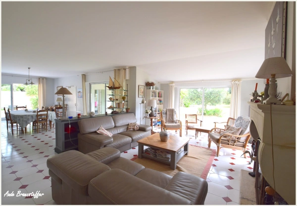 Maison à vendre 9 pièces LES PORTES EN RE (17), 7 chambres, à 2' des plus belles plages