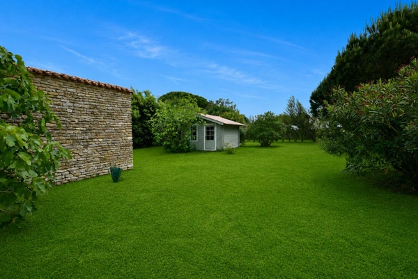 Maison à vendre 9 pièces LES PORTES EN RE (17), 7 chambres, à 2' des plus belles plages