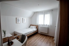 Maison à vendre 10 pièces ACHERES (78), grande maison sous garantie décennale