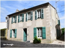 Appartement à louer 1 pièces SAINT MARTIN DE RE (17) studio avec mezzanine