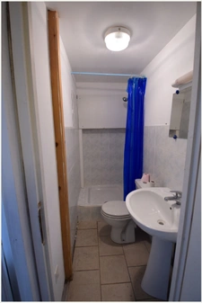 Local/bureau à vendre LA COUARDE SUR MER (17), local commercial premium