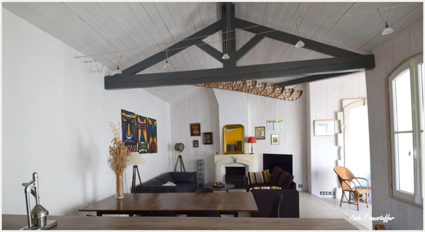 Maison à vendre 5 pièces SAINT CLEMENT DES BALEINES (17), 3 chambres, belle réception