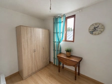 Maison de ville 104 m² – 2 chambres et beaux volumes – BROGLIE (27270)
