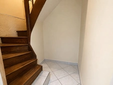 Maison de ville 104 m² – 2 chambres et beaux volumes – BROGLIE (27270)