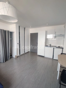 Dpt Essonne (91), à vendre MONTLHERY appartement T1   