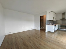 Dpt Hauts de Seine (92), à louer SEVRES appartement T2 photo 2