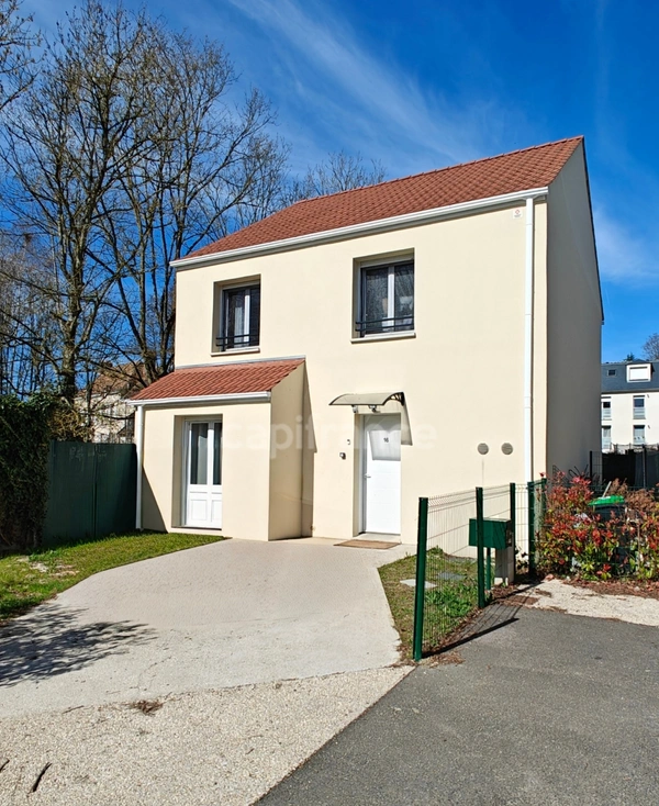Maison récente 6 pièces BREUILLET (91)