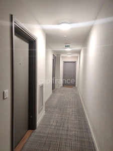 Dpt Essonne (91), à vendre MONTLHERY appartement T1   
