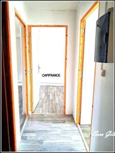 Investment property 240 m² – 3 apartments – 1 rented, 2 vacant. Potential return up to 9.8%.