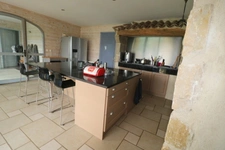 Maison à vendre 9 pièces MONTMEYRAN (26)