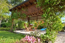 Longère en pierre de 194 m² avec jardin paysager – Landévant, Morbihan Sud