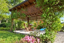 Longère en pierre de 194 m² avec jardin paysager – Landévant, Morbihan Sud