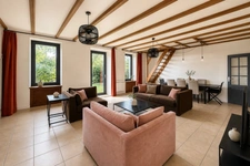 Maison familiale en pierres de caractère – 205 m² – 4 chambres – Jardin de 1 000 m² – Bréhan