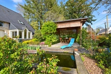 Longère en pierre de 194 m² avec jardin paysager – Landévant, Morbihan Sud