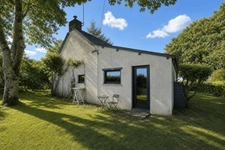 Maison familiale en pierres de caractère – 205 m² – 4 chambres – Jardin de 1 000 m² – Bréhan