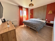 NAIZIN – BELLE MAISON FAMILIALE 168 M² – 7 CHAMBRES – TERRAIN 2 855 M² – SOUS-SOL COMPLET AVEC ESPACE INDÉPENDANT