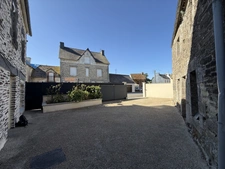 Renovated Character Home with Second Stone House & Exceptional Potential – Plussulien, Brittany