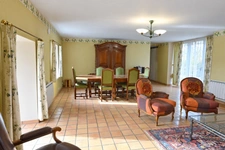 Longère en pierre de 194 m² avec jardin paysager – Landévant, Morbihan Sud
