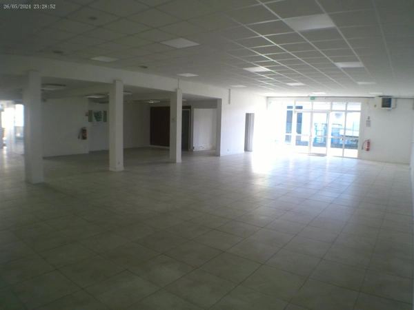⚜ Local/bureau A Louer CHATEAUBERNARD Zone Industrielle ⚜