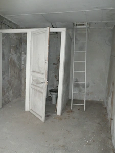 COGNAC Rue Piétonne A Vendre Local Commercial + Logement