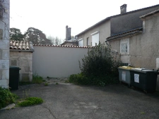 ⚜ BOURG CHARENTE à Louer Local Commercial/Artisanal Boulangerie et Logement de Fonction ⚜