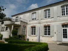 ⚜ Maison de Caractère à Vendre COGNAC Quartier Théatre ⚜