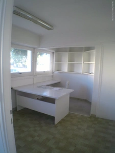 ⚜ Local/bureau A Louer CHATEAUBERNARD Zone Industrielle ⚜