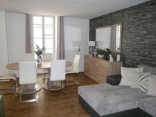⚜ COGNAC Rue Piétonne A Louer APPARTEMENT Meublé Avec Garage ⚜