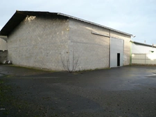 ⚜ Local/bureau A Louer CHATEAUBERNARD Zone Industrielle ⚜