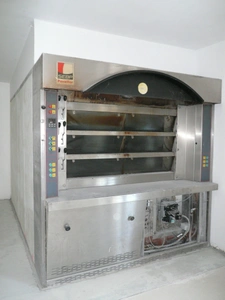 ⚜ BOURG CHARENTE à Louer Local Commercial/Artisanal Boulangerie et Logement de Fonction ⚜