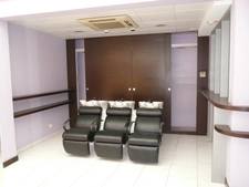 COGNAC Rue Piétonne A Vendre Local Commercial + Logement