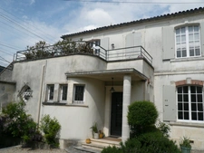 ⚜ Maison de Caractère à Vendre COGNAC Quartier Théatre ⚜