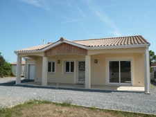 ⚜ ROULLET SAINT ESTEPHE A Vendre MAISON de PLAIN-PIED Idéal Pour Investisseur ⚜