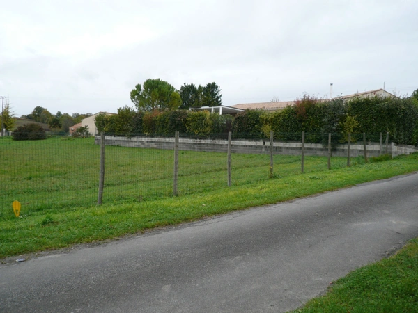 ⚜ SAINT LAURENT DE COGNAC A Vendre TERRAIN à Construire ⚜