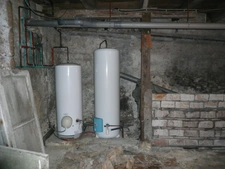 COGNAC Rue Piétonne A Vendre Local Commercial + Logement