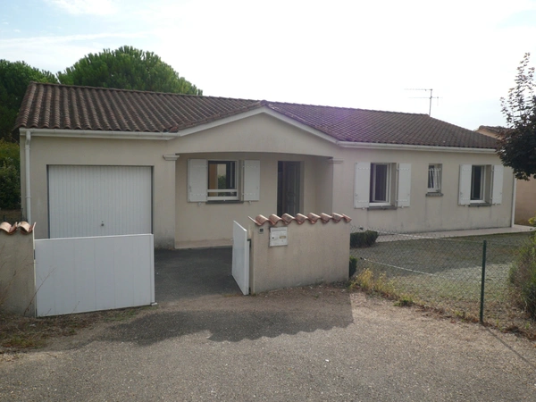 ⚜ CHATEAUBERNARD - MAISON de PLAIN-PIED - 4 Chambres ⚜