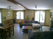 CHATEAUBERNARD A Vendre Maison 8 Pièces avec Studio 2 Pièces