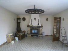 CHATEAUBERNARD A Vendre Maison en Pierre