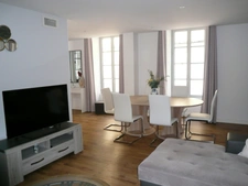 ⚜ COGNAC Rue Piétonne A Louer APPARTEMENT Meublé Avec Garage ⚜