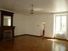 ⚜ APPARTEMENT DE STANDING Pièce à Vivre Spacieuse - COGNAC Beau Quartier ⚜