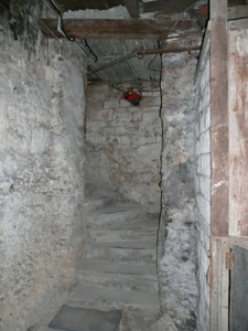 COGNAC Rue Piétonne A Vendre Local Commercial + Logement